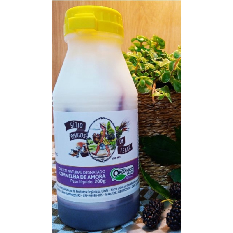 Iogurte Natural Orgânico com Geleia de Amora 200g Iogurte Natural Orgânico com Geleia de Amora 200g